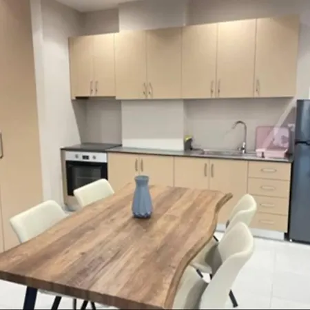 Golem Apartment غوليم